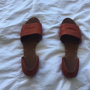 Madewell Thea Sandal in Embossed Leather